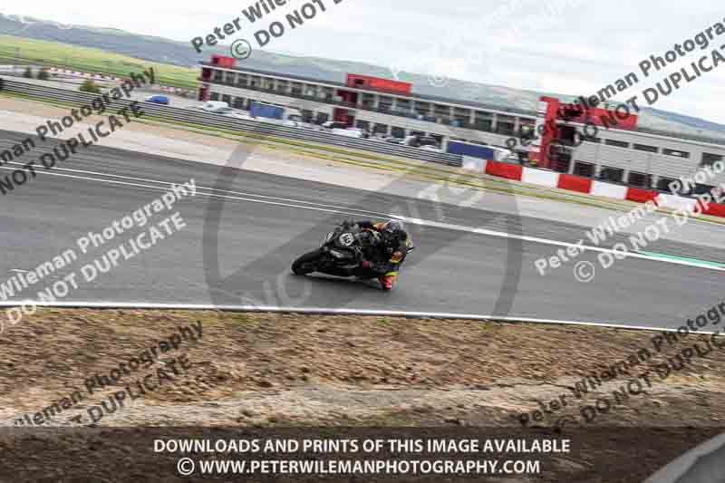 cadwell no limits trackday;cadwell park;cadwell park photographs;cadwell trackday photographs;enduro digital images;event digital images;eventdigitalimages;navarra;no limits trackdays;peter wileman photography;racing digital images;trackday digital images;trackday photos